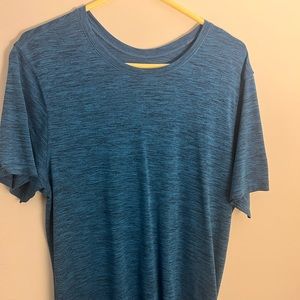 Lululemon men’s workout shirt